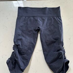 LULULEMON In the Flow Crop II Leggings size 10 Blue Stretch Ruched